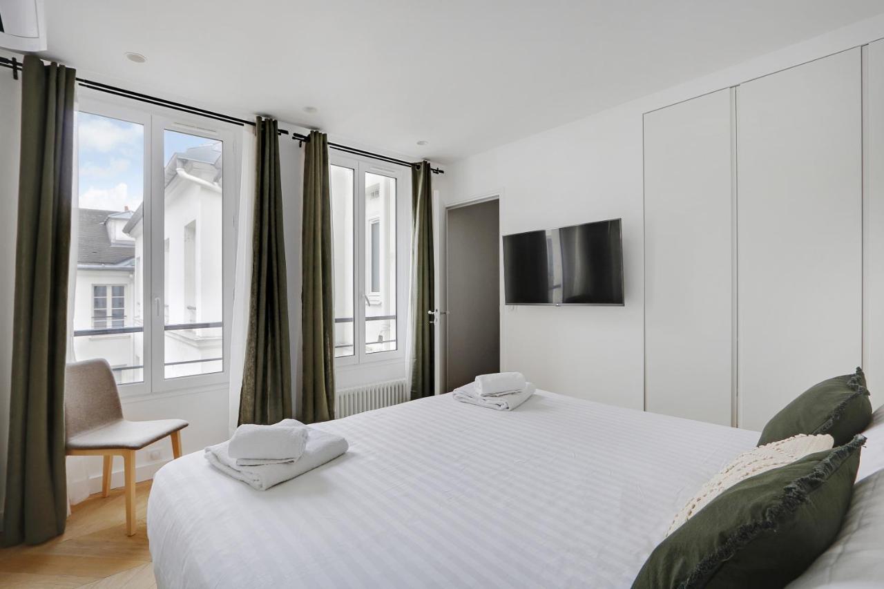Pick A Flat'S Apartment On Place Du Tertre Paris Exterior photo